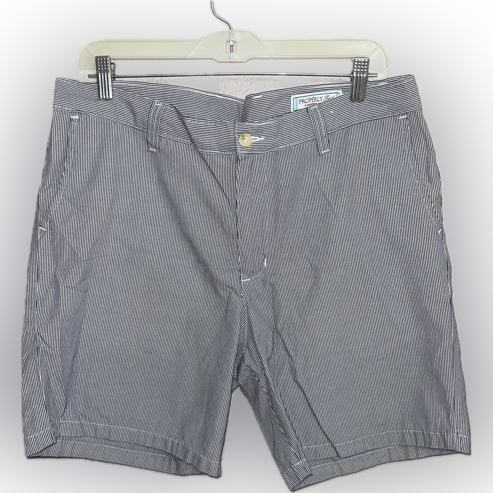 *Properly Tied a Southern Necessity Shorts Striped Mens 36- E